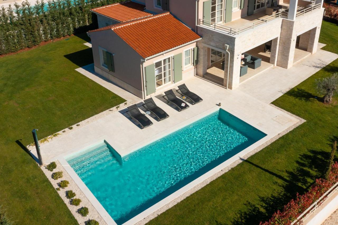 Villa Grace By Ilc *